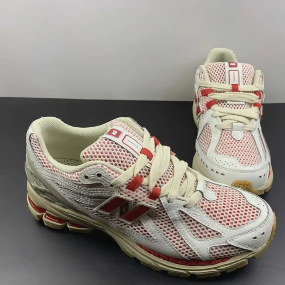 New Balance 1906R White/Red  M1906RO