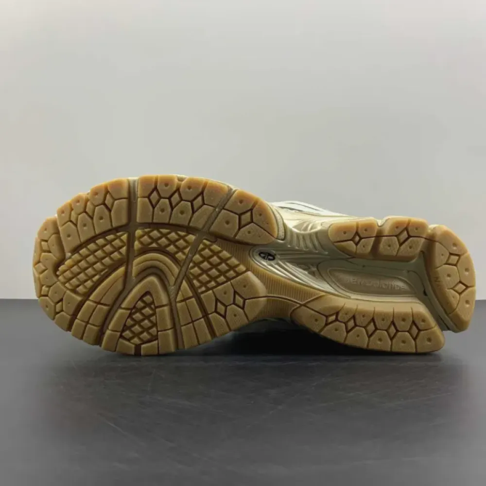 New Balance 1906R White/Green  M1906RQ