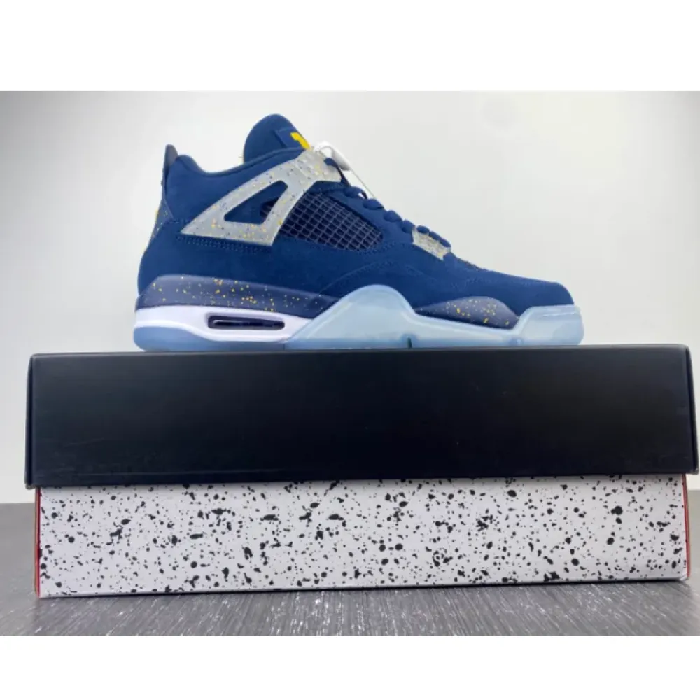 Air Jordan 4 Retro ‘Michigan Wolverines’ PE Amarillo/Navy/White