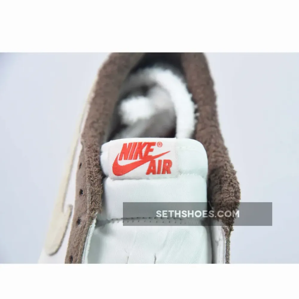 Air Jordan 1 Low OG “Year of the Rabbit”  DV1312-200