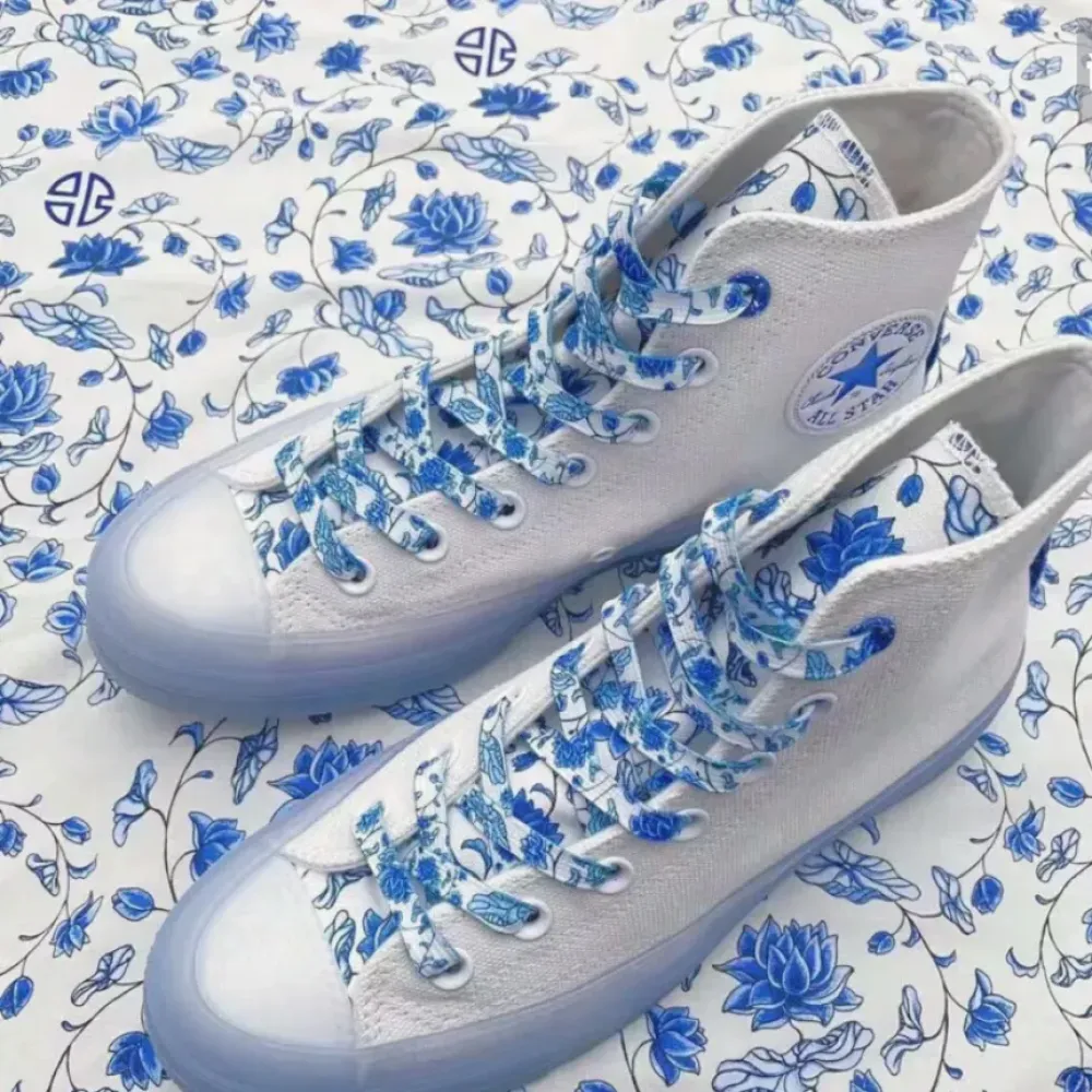 Lay Zhang x Converse Chuck 70 White/Classic Blue  170624C