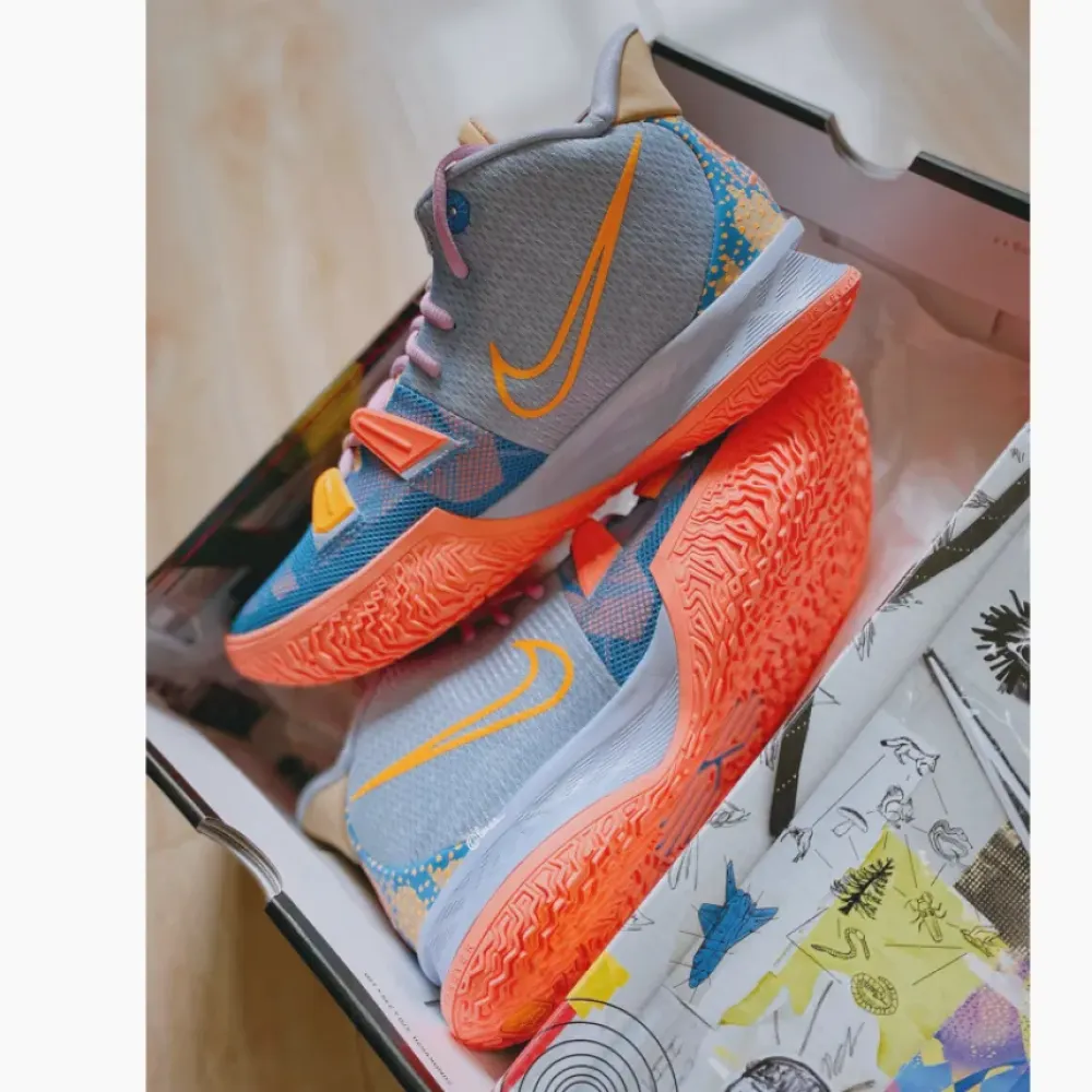 Nike Kyrie 7 “Expressions”  DC0589-003