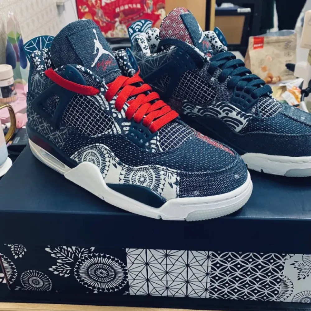 Air Jordan 4 SE Deep Ocean/Sail-Cement Grey-Fire Red CW0898-400