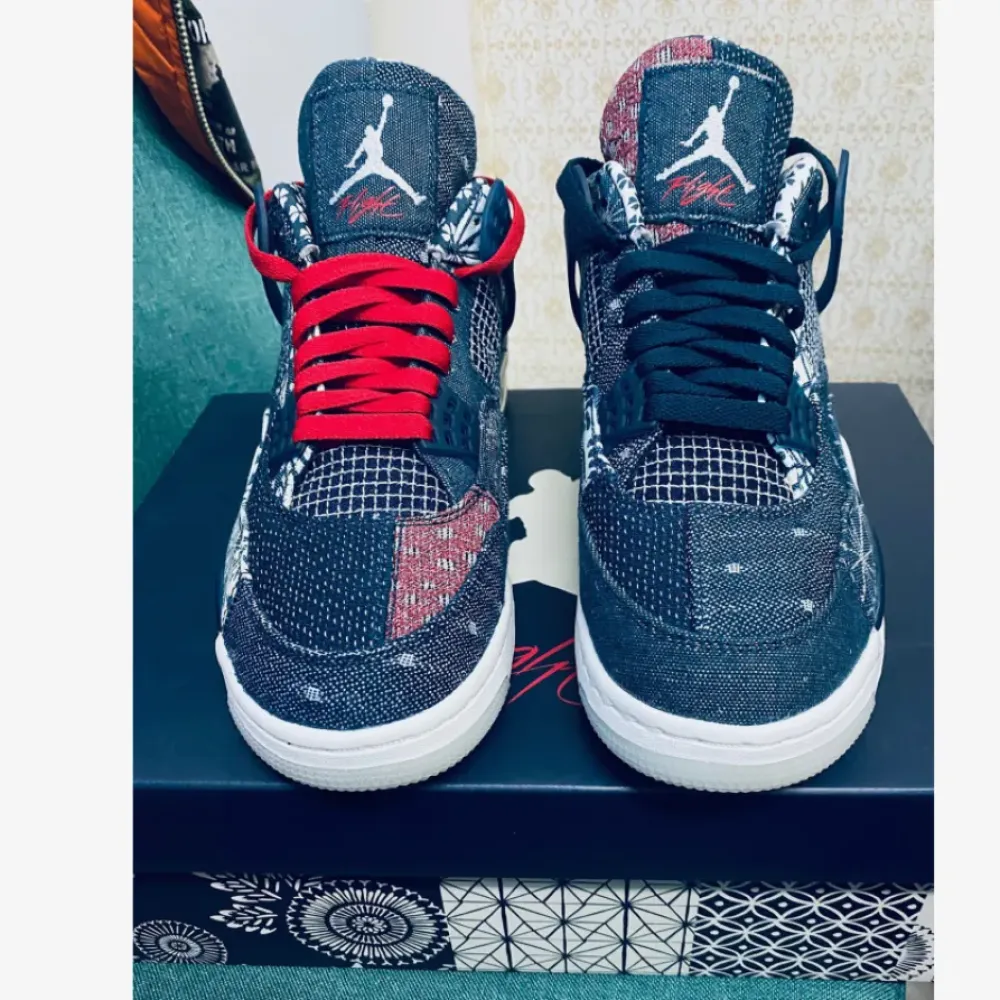 Air Jordan 4 SE Deep Ocean/Sail-Cement Grey-Fire Red CW0898-400