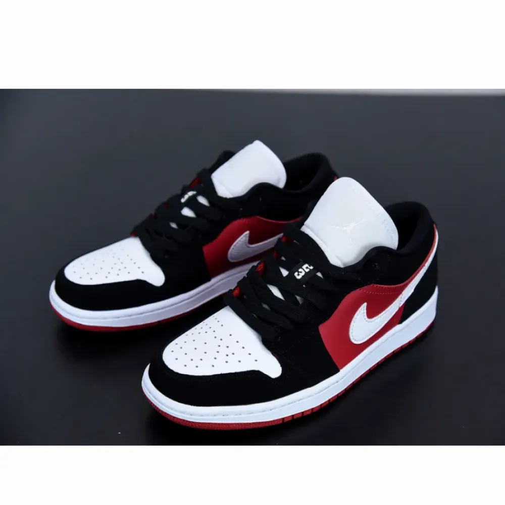 Air Jordan 1 Low ‘Chicago’ Black White Gym Red DC0774-016