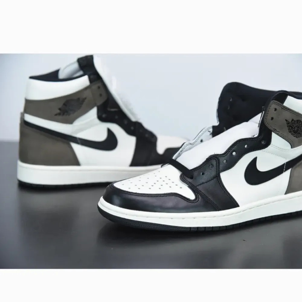 Air Jordan 1 High OG Sail/Dark Mocha-Black 555088-105