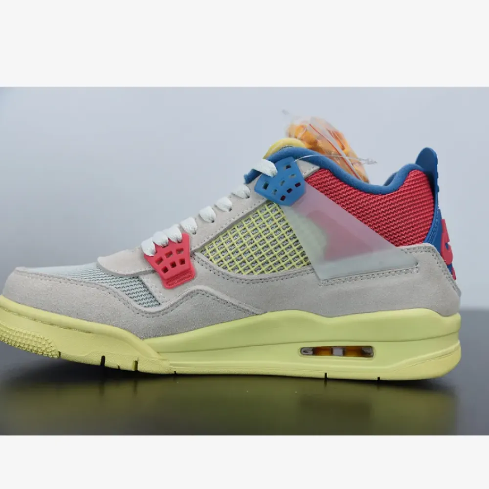 Union x Air Jordan 4 Guava Ice/Light Bone-Blue-Light Fusion Red  DC9533-800