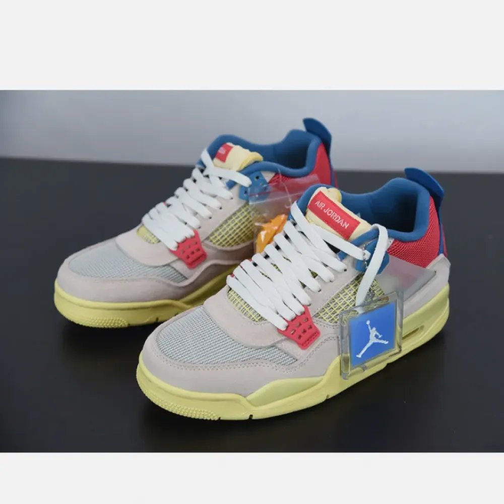 Union x Air Jordan 4 Guava Ice/Light Bone-Blue-Light Fusion Red  DC9533-800