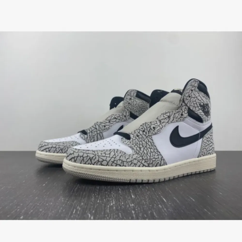 Air Jordan 1 High OG “White Cement” Tech Grey/Muslin-Black-White  DZ5485-052