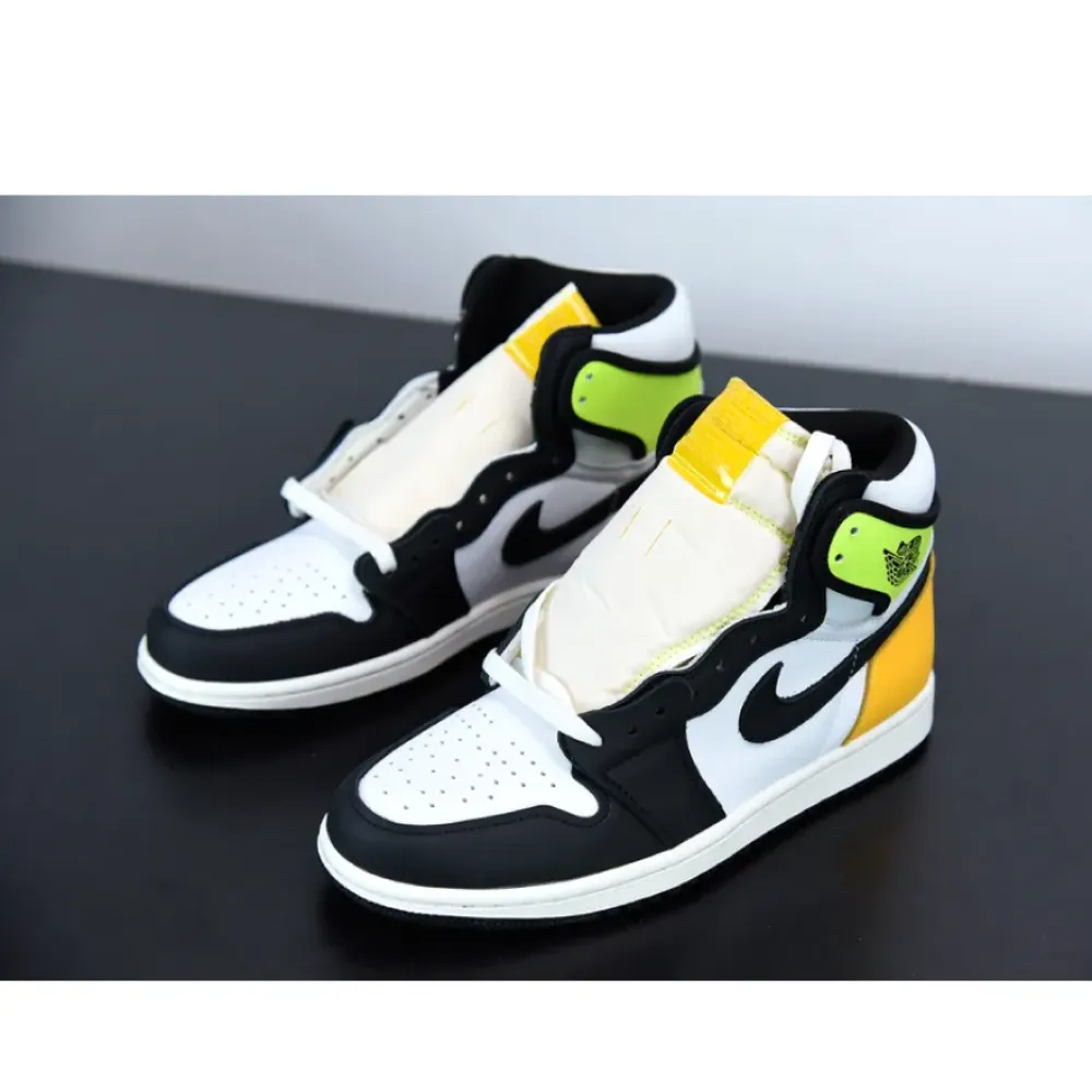 Air Jordan 1 Retro High OG White/Volt/University Gold/Black  555088-118