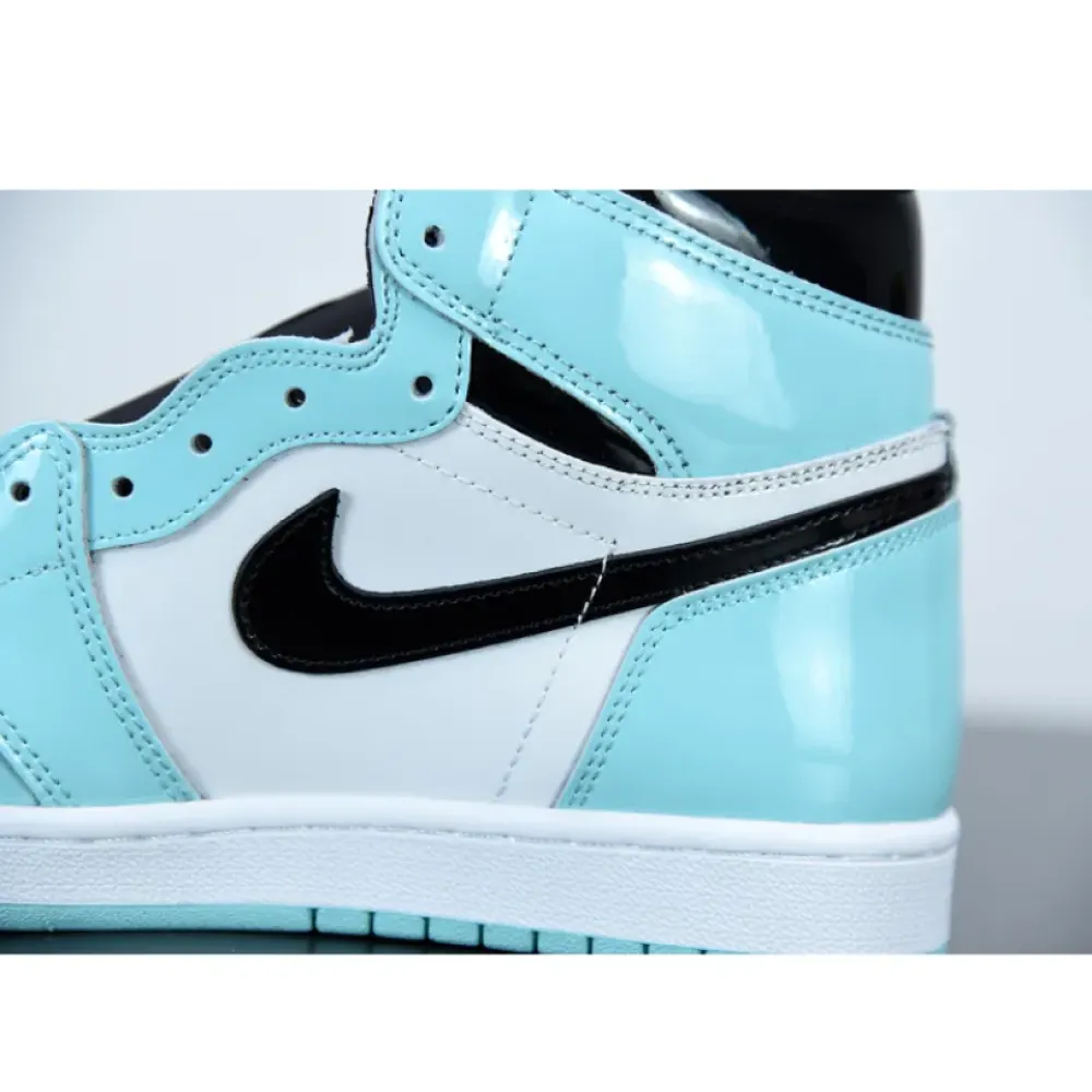Air Jordan 1 Retro High OG Patent Leather White/Aurora-Black