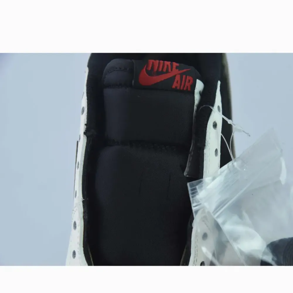 Travis Scott x Air Jordan 1 Low Sail/University Red/Black/Medium Olive DZ4137-106