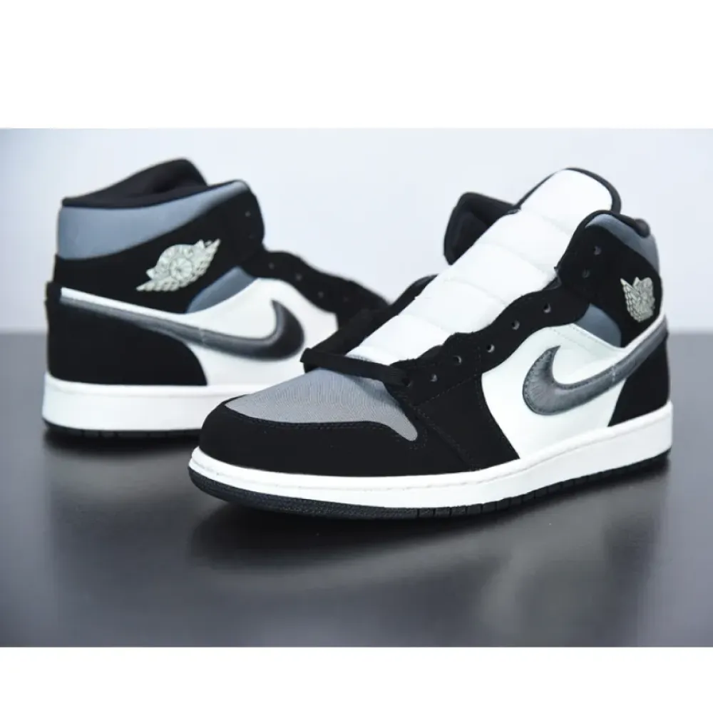 Air Jordan 1 Mid “Satin”  852542-011