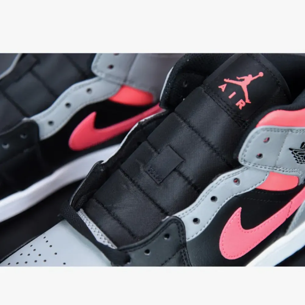 Air Jordan 1 Mid “Pink Shadow”  554724-059