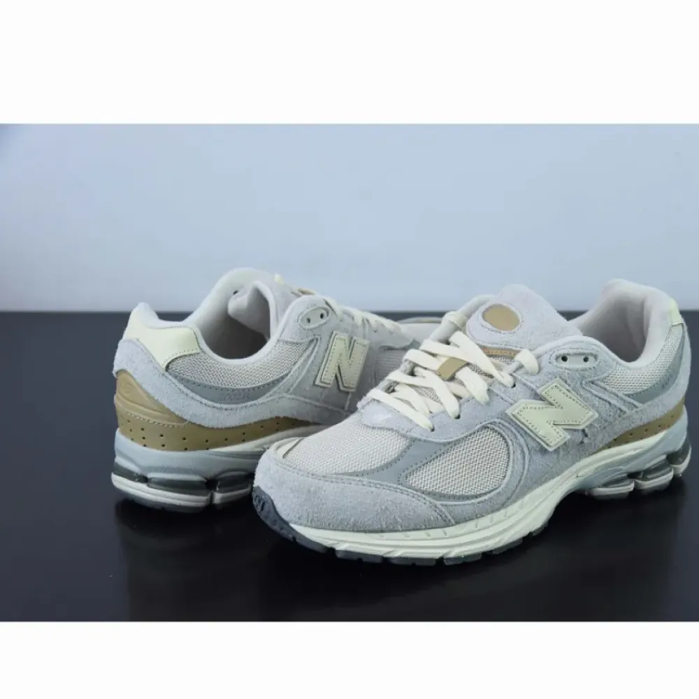 New Balance 2002R Rain Cloud/Angora-Sweet Caramel M2002RSA