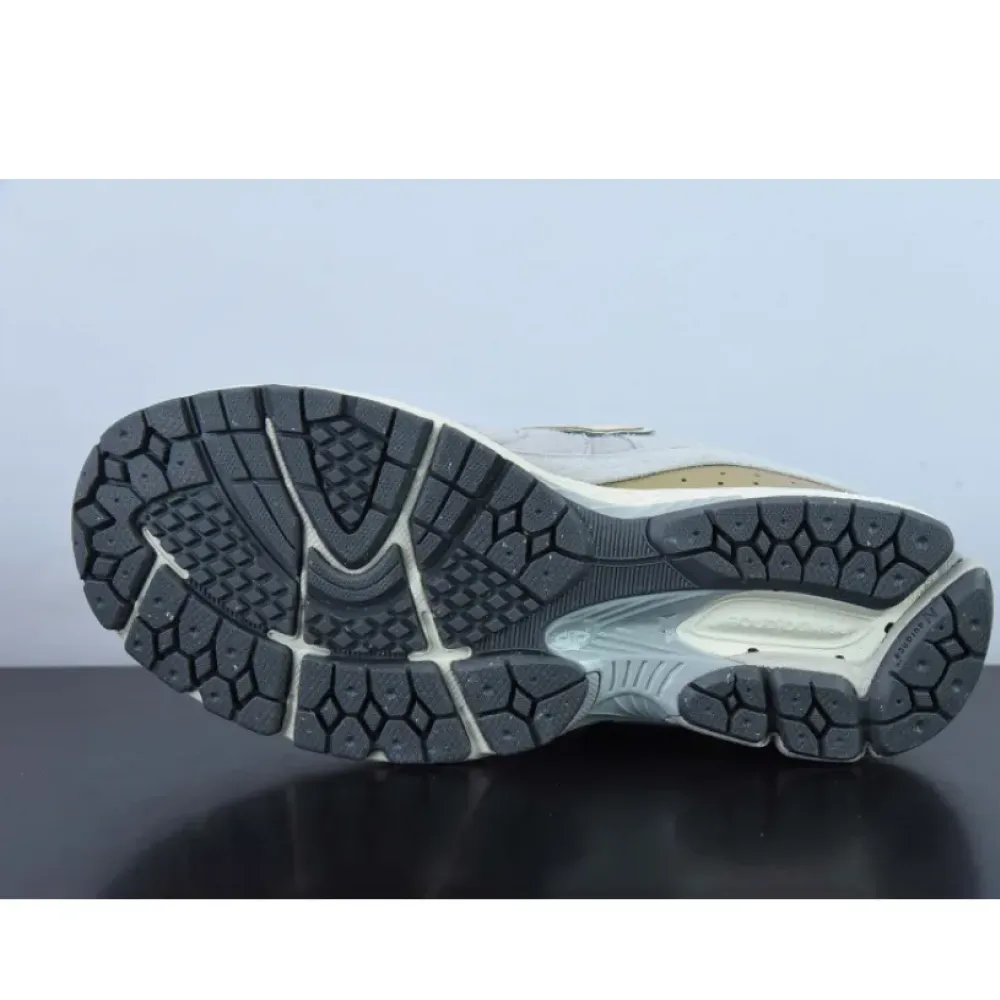 New Balance 2002R Rain Cloud/Angora-Sweet Caramel M2002RSA