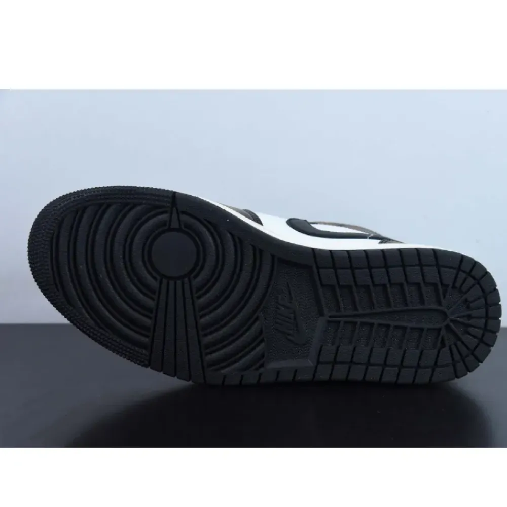 Air Jordan 1 Mid “Orange Wear-Away” Orange  DQ8417-071