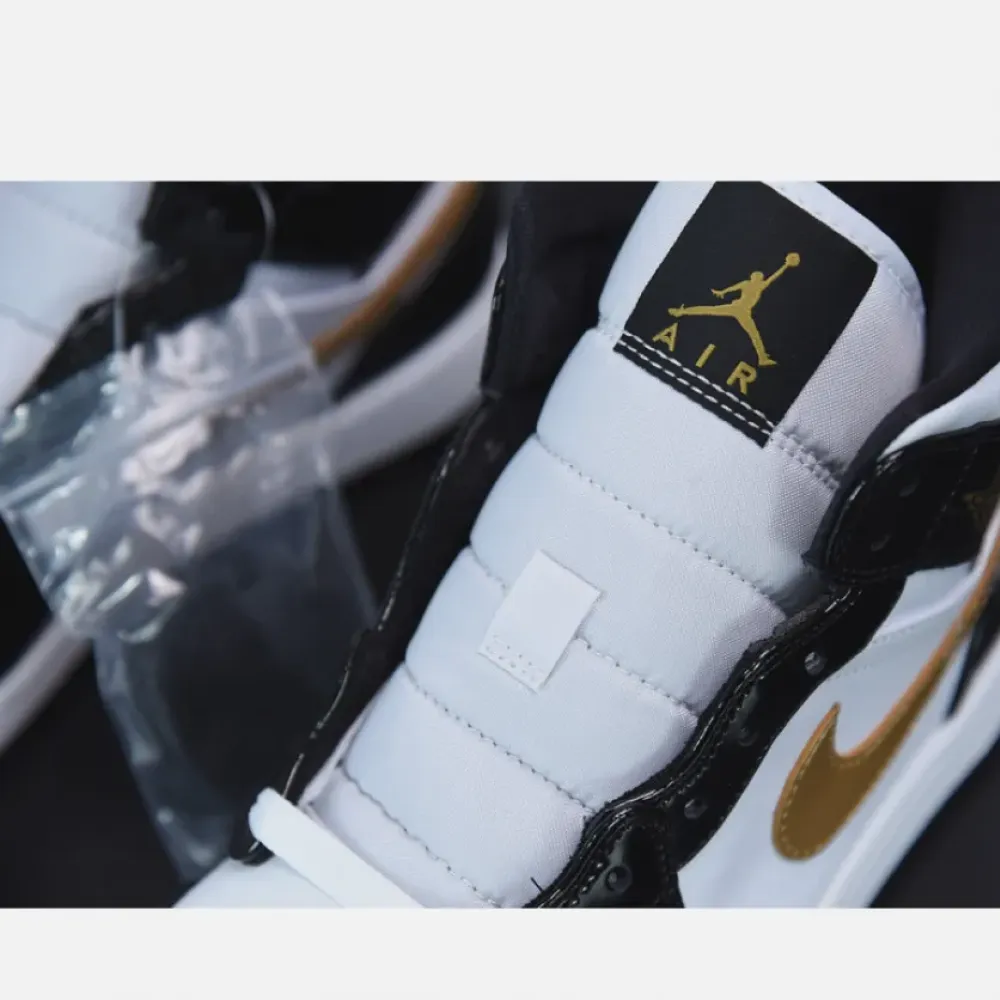 Air Jordan 1 Mid Patent Leather Black Gold  852542-007
