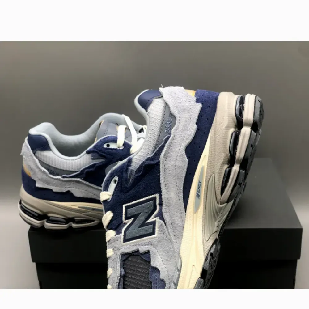 New Balance 2002R “Protection Pack” Purple  M2002RDI