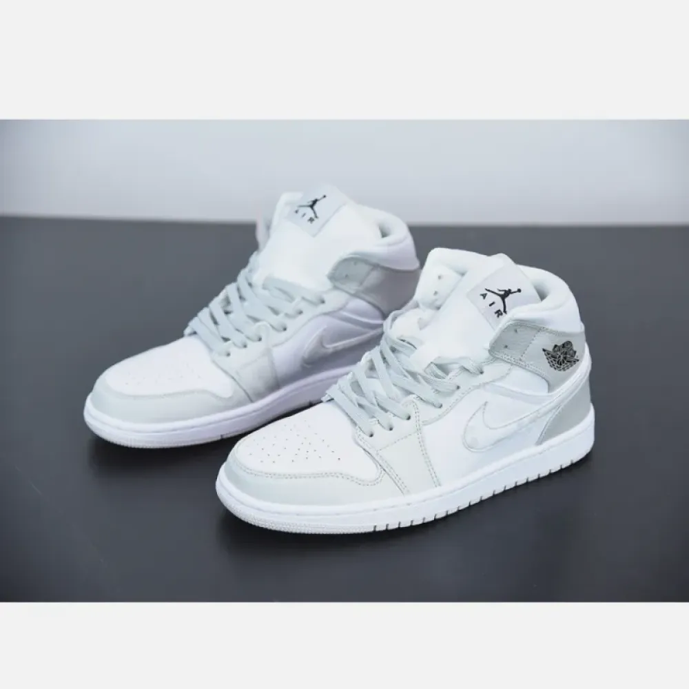 Air Jordan 1 Mid “Grey Camo”  DC9035-100