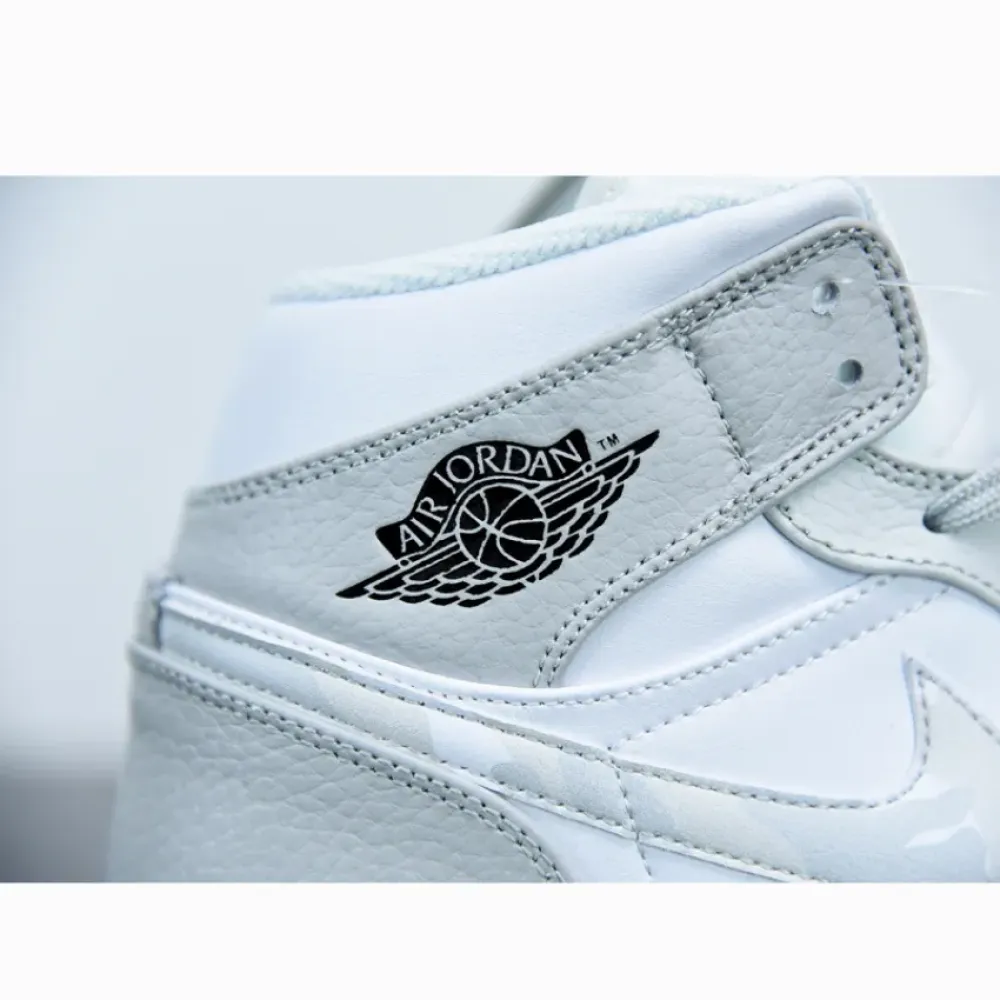 Air Jordan 1 Mid “Grey Camo”  DC9035-100