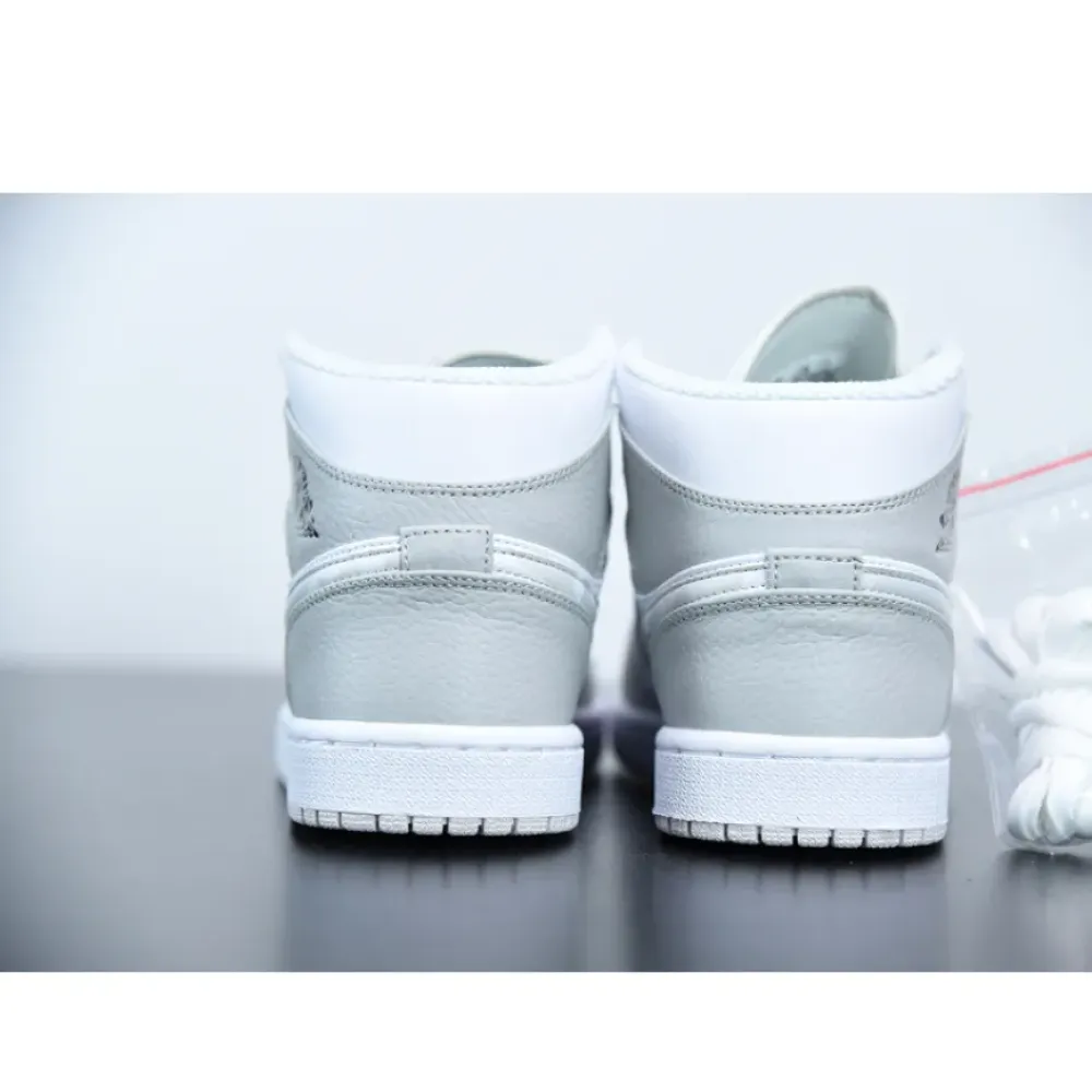 Air Jordan 1 Mid “Grey Camo”  DC9035-100