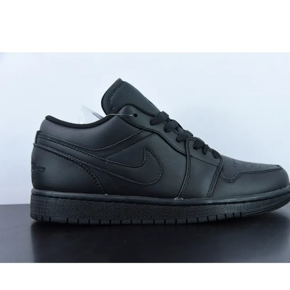 Air Jordan 1 Low Triple Black  553558-093