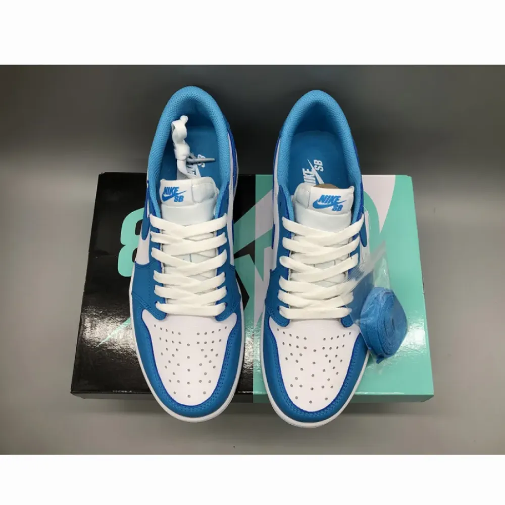 Nike SB x Air Jordan 1 Low “UNC” Dark Powder Blue/White CJ7891-401