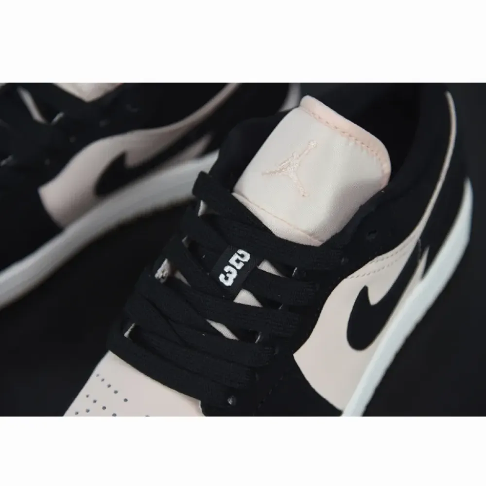 Air Jordan 1 Low WMNS Black/Guava Ice/Sail DC0774-003