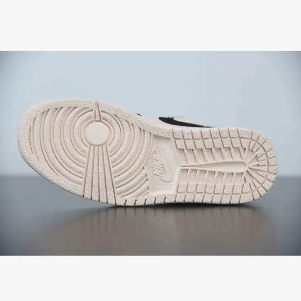 Air Jordan 1 Low WMNS Black/Guava Ice/Sail DC0774-003