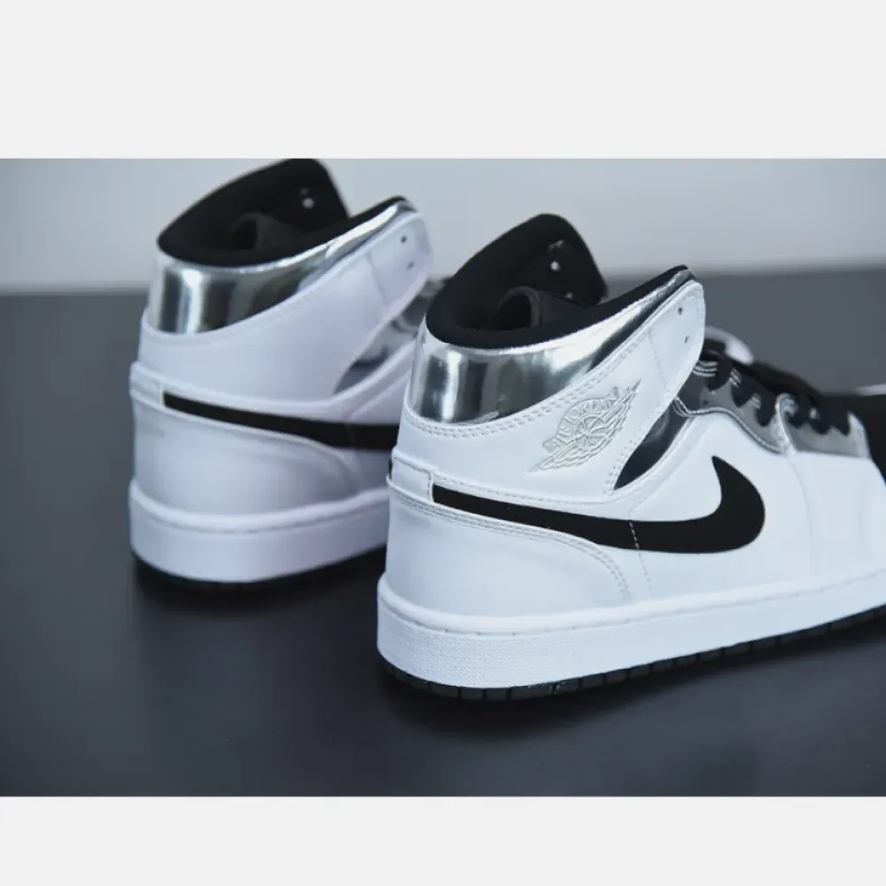 Air Jordan 1 Mid ‘Alternate Think’ White/Silver 554724-121