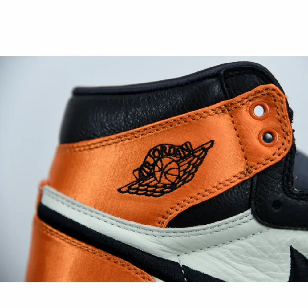 Air Jordan 1 Retro High Satin ‘Shattered Backboard’ Black/Starfish-Sail AV3725-010