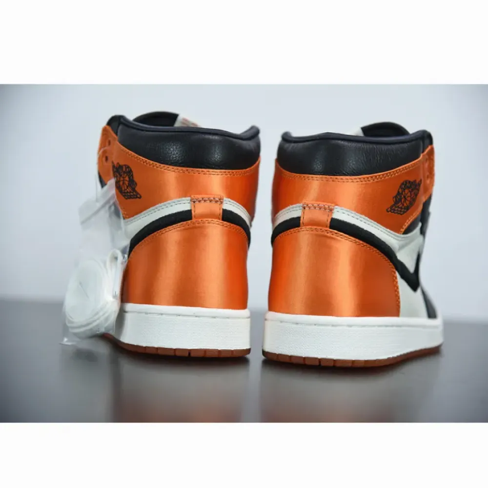 Air Jordan 1 Retro High Satin ‘Shattered Backboard’ Black/Starfish-Sail AV3725-010