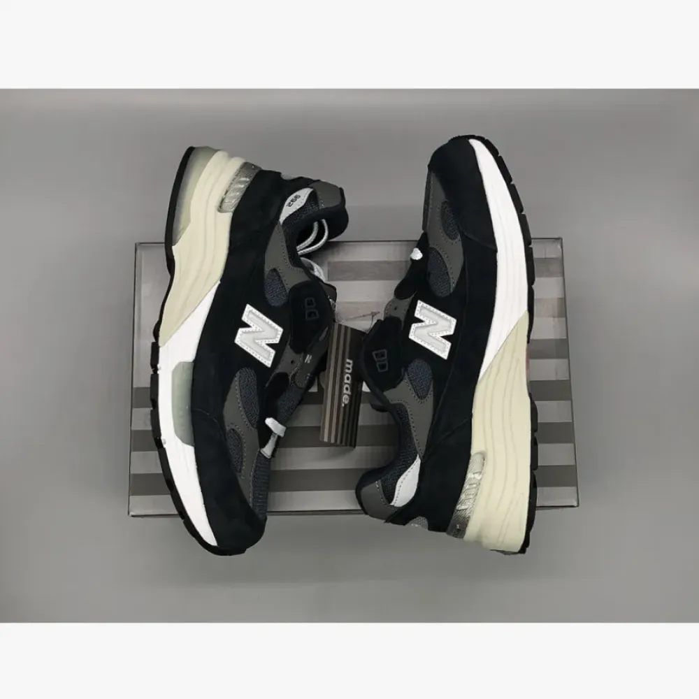 New Balance 992 Navy Grey  M992GG