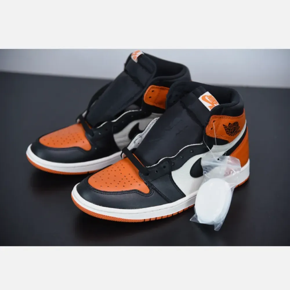 Air Jordan 1 Retro High OG ‘Shattered Backboard’ Black/White-Team Orange 555088-005