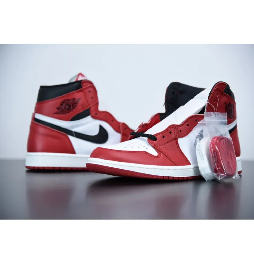 Air Jordan 1 Retro High OG “Chicago” White/Black-Varsity Red 555088-101