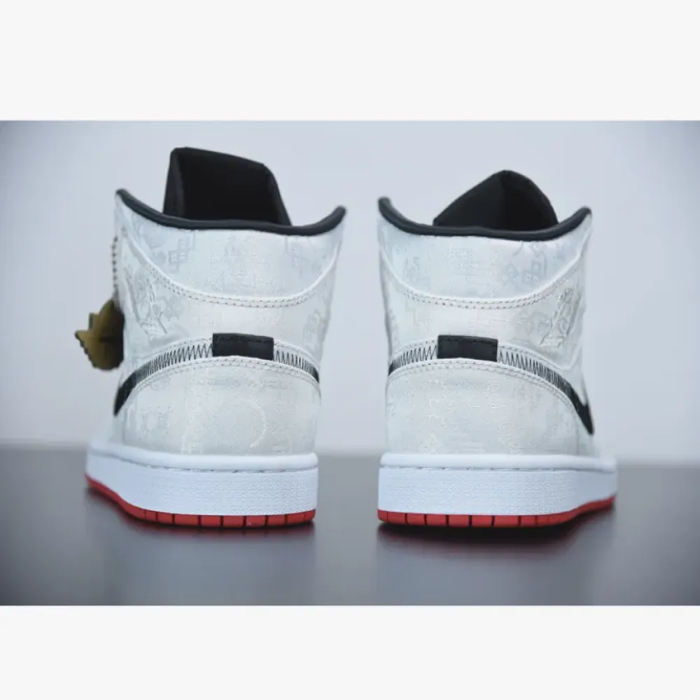CLOT x Air Jordan 1 Mid ‘Fearless’  CU2804-100