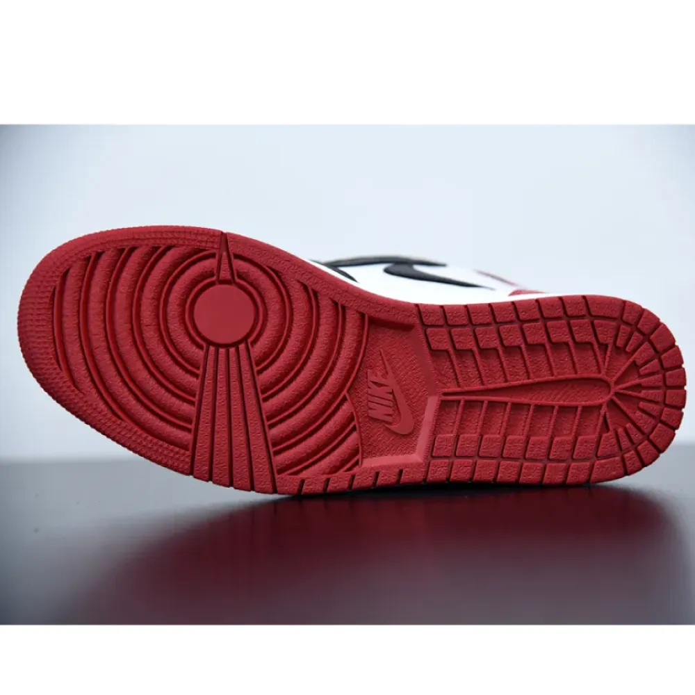 Air Jordan 1 Retro High OG “Black Toe” White/Black-Gym Red 555088-125