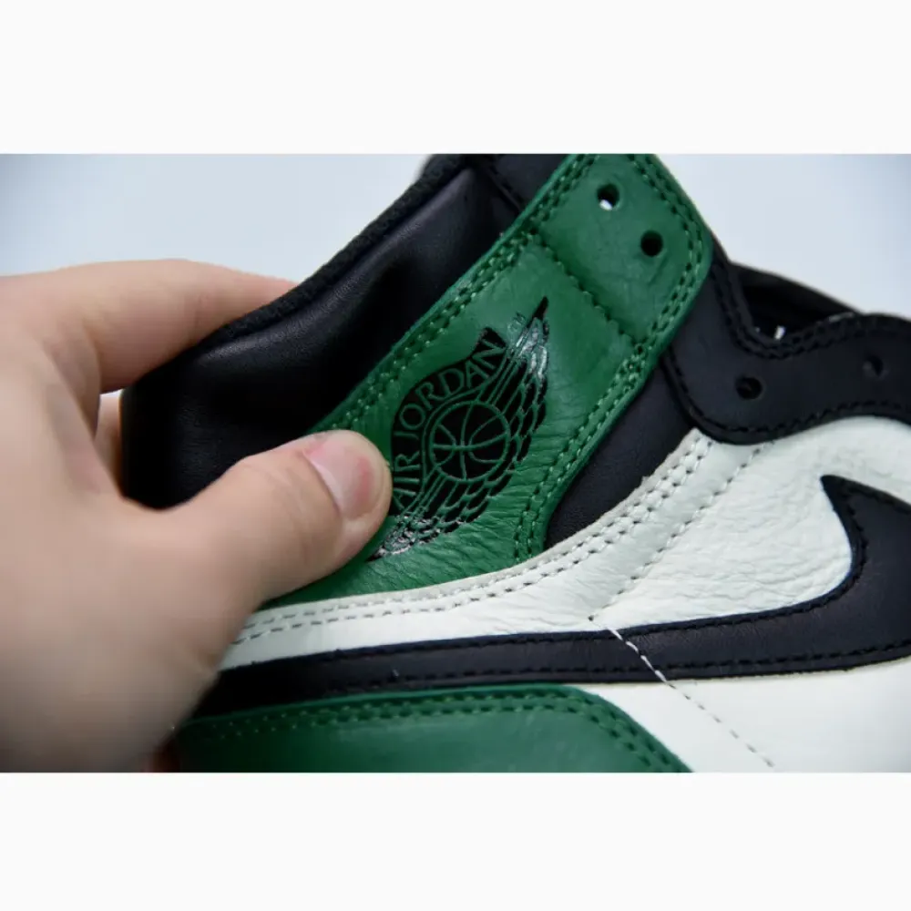 Air Jordan 1 Retro High OG Pine Green/Sail-Black 555088-302