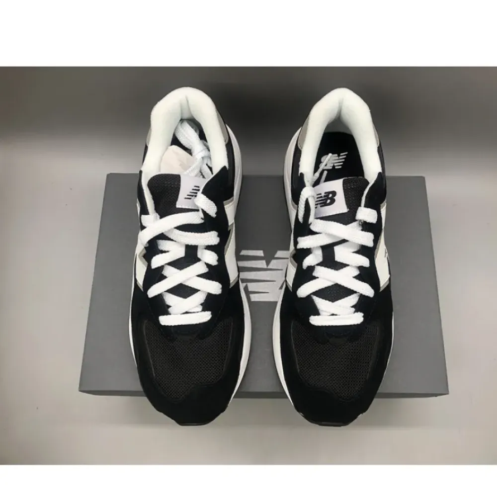 New Balance 57/40 Team Black/Grey/White  M5740CB