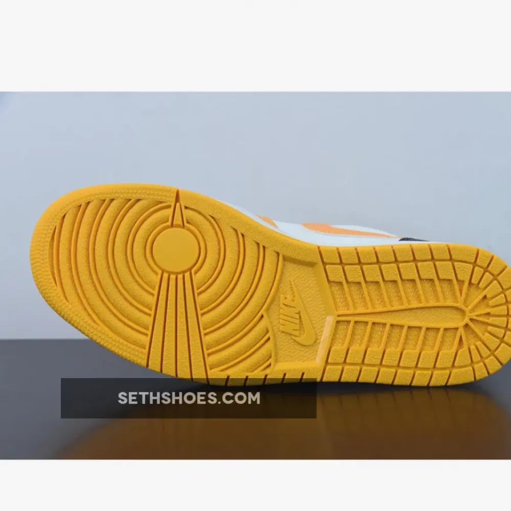 Air Jordan 1 Low ‘Taxi’ University Gold/White-Black  553558-701