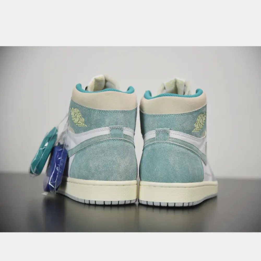Air Jordan 1 Retro High OG Turbo Green/White-Light Smoke Grey-Sail 555088-311