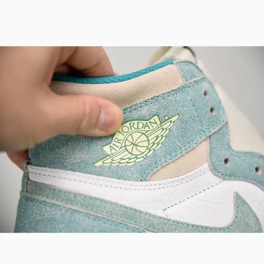 Air Jordan 1 Retro High OG Turbo Green/White-Light Smoke Grey-Sail 555088-311