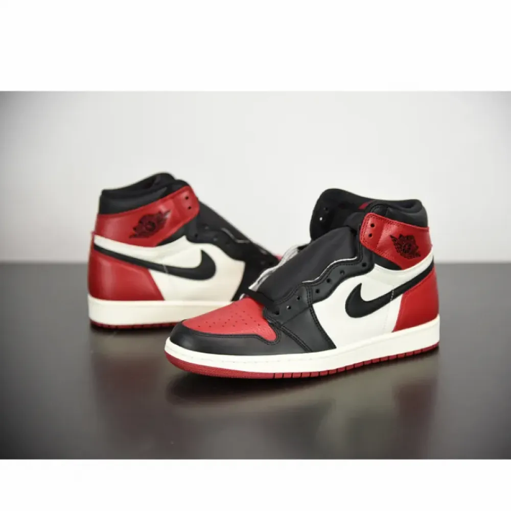 Air Jordan 1 Retro High OG “Bred Toe” Gym Red/Black-Summit White 555088-610
