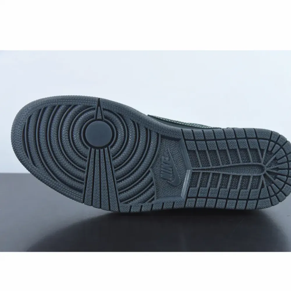 Travis Scott x Air Jordan 1 Low OG “Black Phantom”  DM7866-001