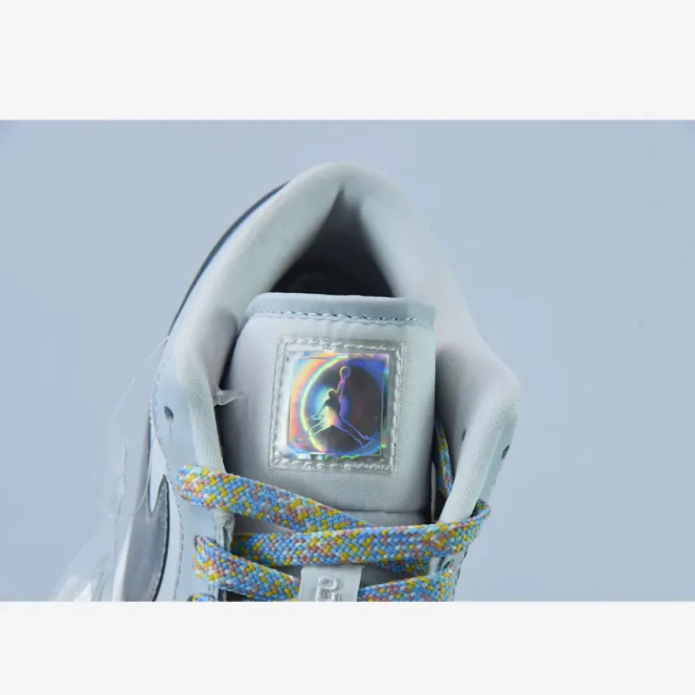 Air Jordan 1 Low “Lucky Dip” White/Light Grey  DX6070-101