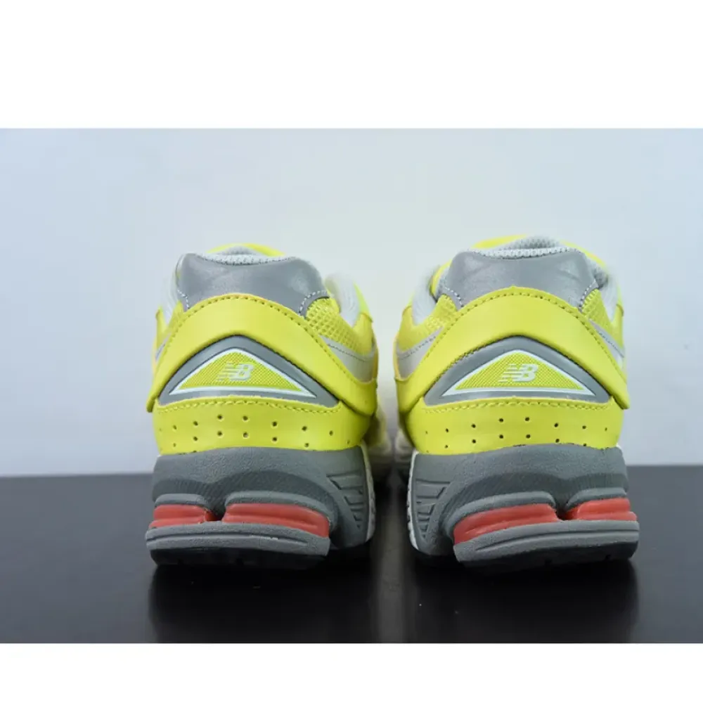New Balance 2002R Yellow Lime  M2002RLC
