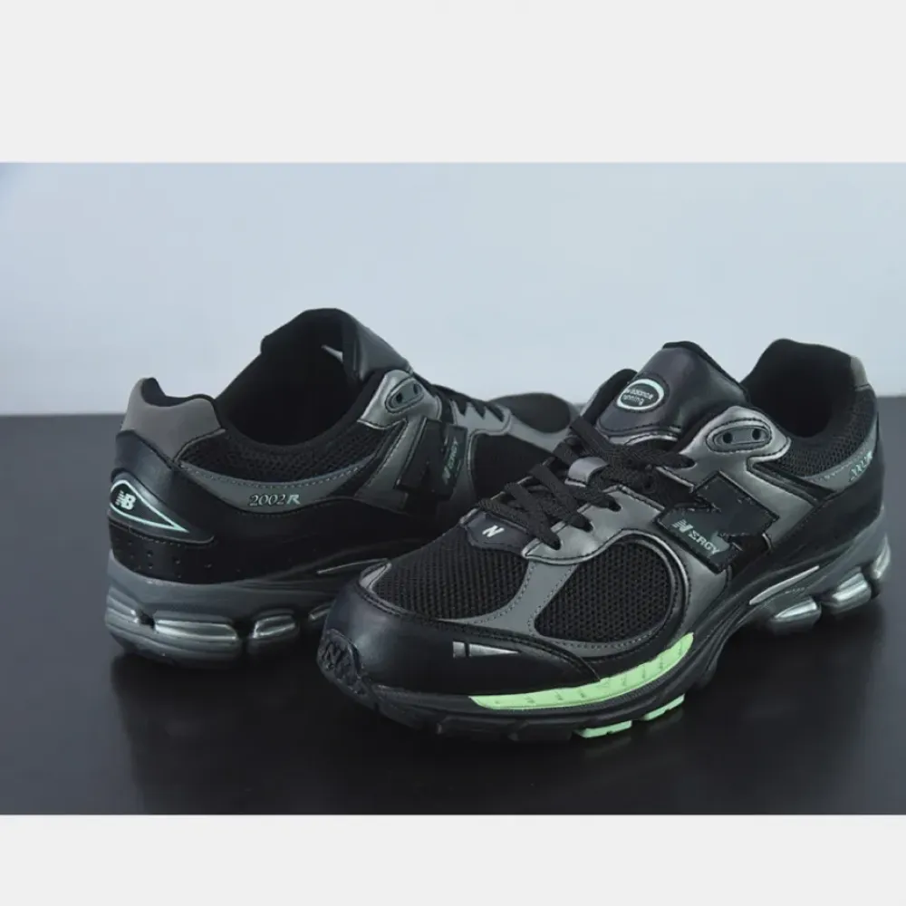 New Balance 2002R Black Powder Green M2002RLD