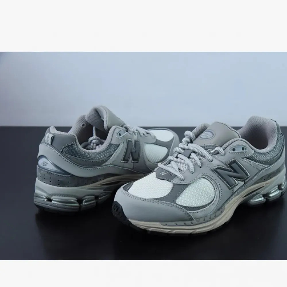 New Balance 2002R Grey Pocket  M2002RVC