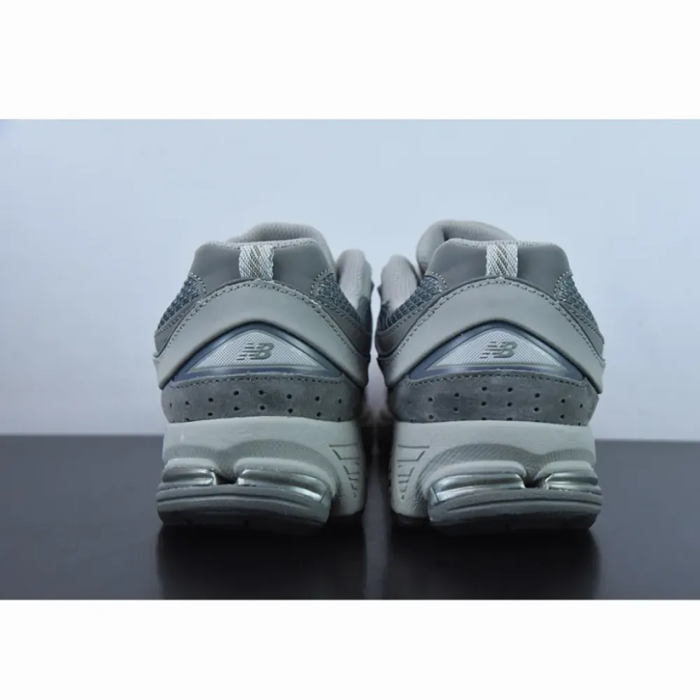 New Balance 2002R Grey Pocket  M2002RVC